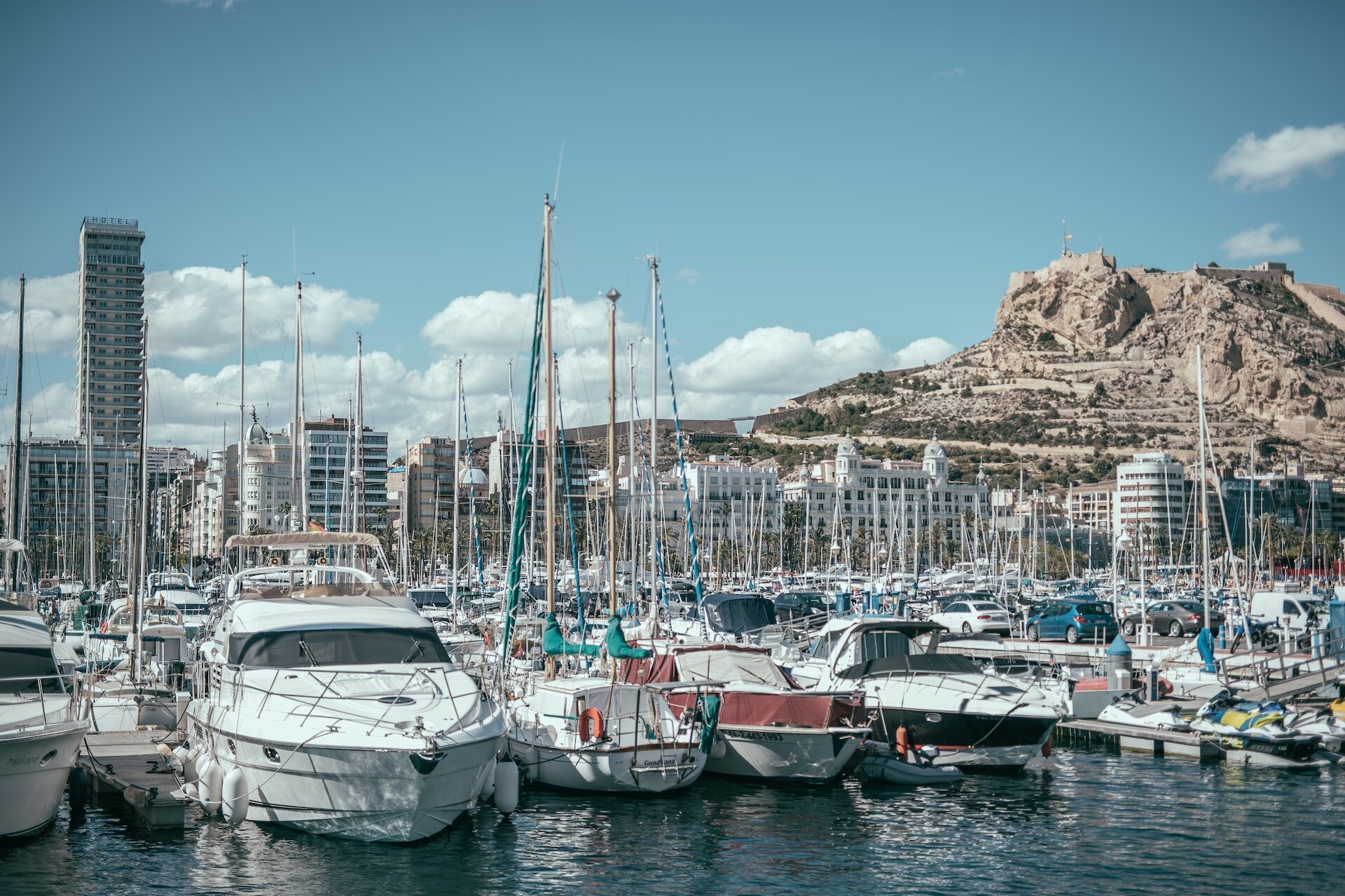 alicante-port