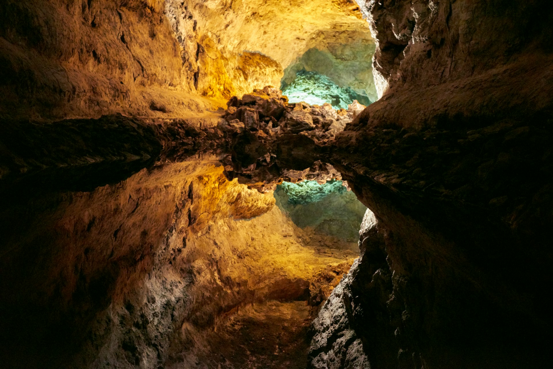 cueva-de-los-verdes