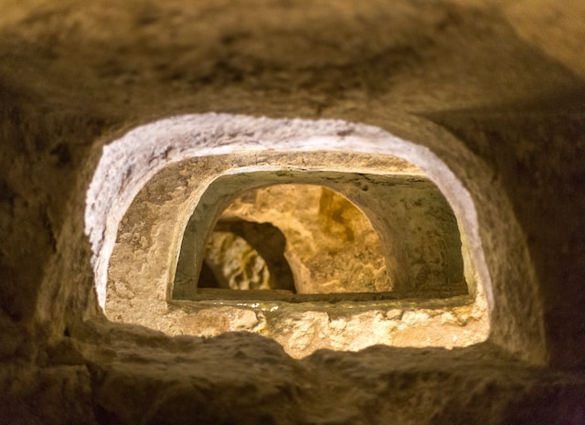 catacombs