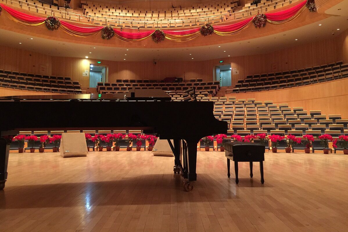 piano-music-hall