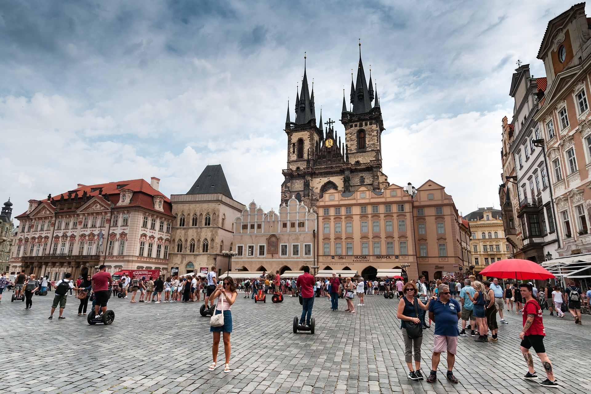 prague-old-town