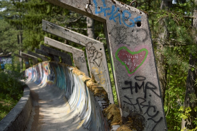 bobsleigh-track