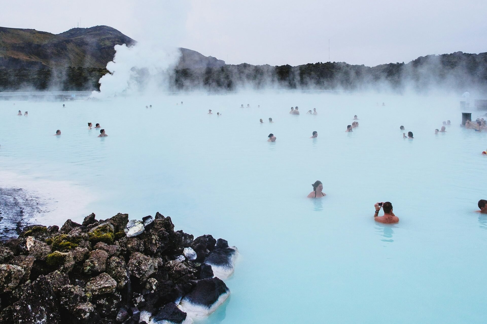 blue-lagoon-iceland