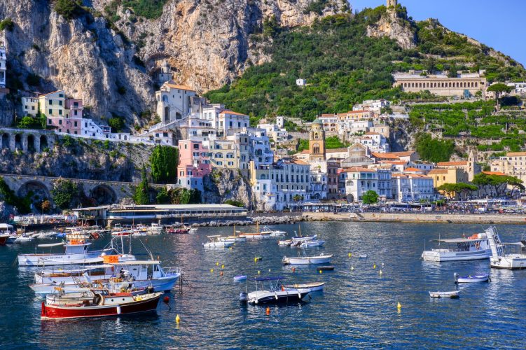 amalfi-backdrop