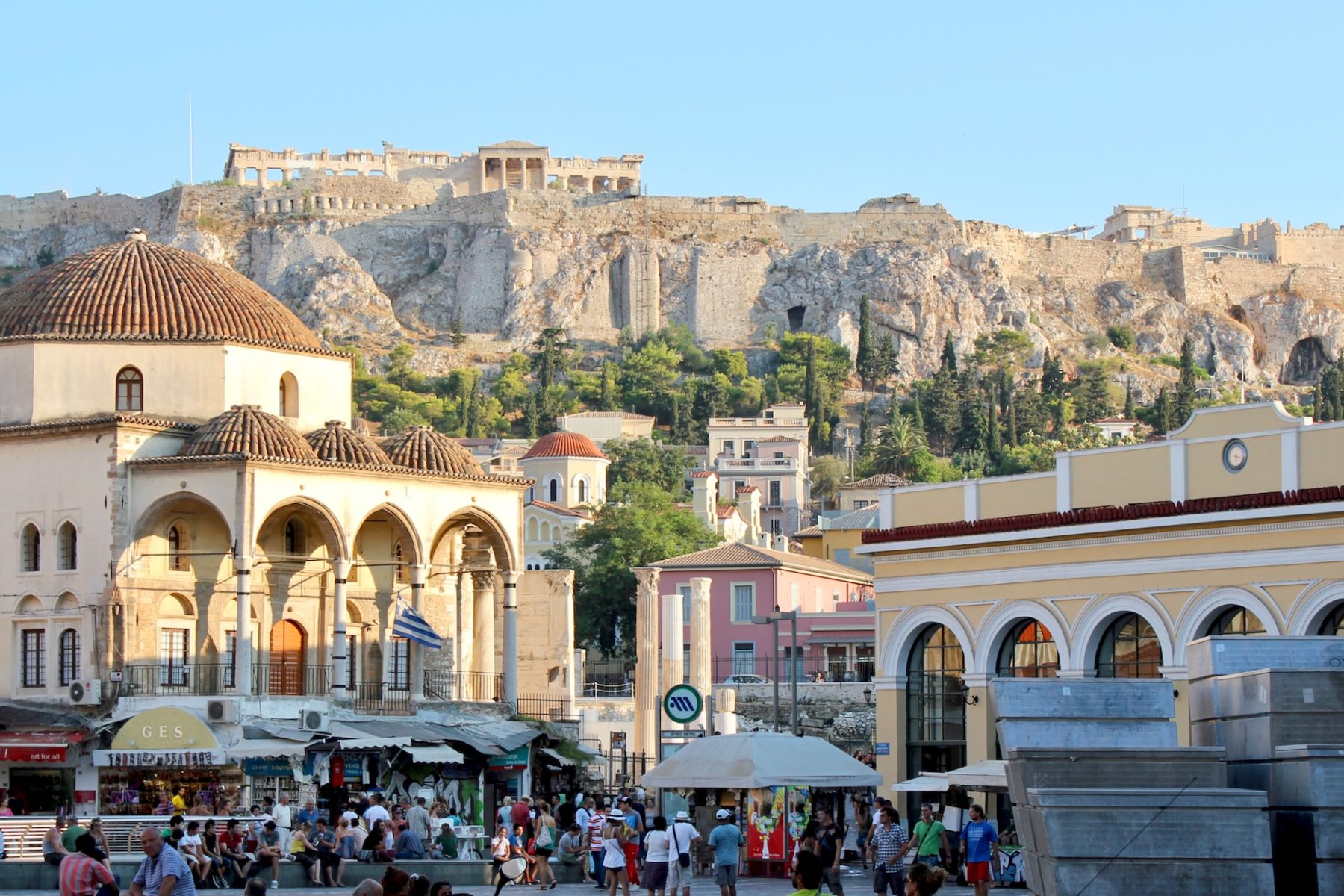 athens-monastiraki-square