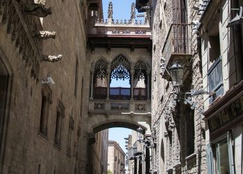 barcelona-old-town