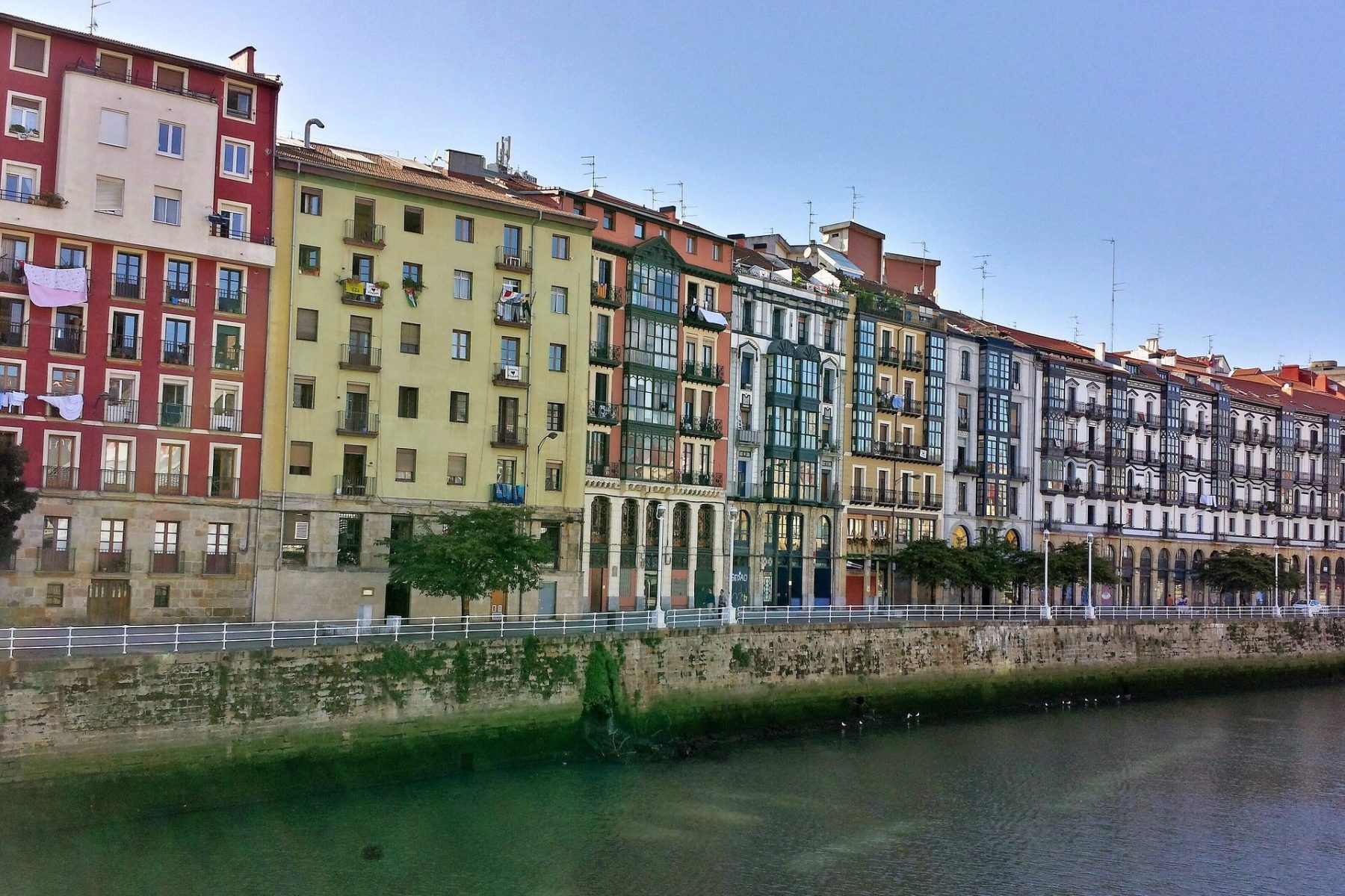 bilbao-river-overview