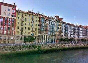 bilbao-river-overview