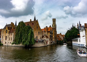 bruges-river-cruise