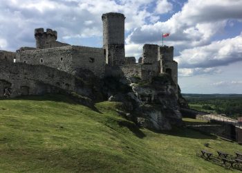 castle-5828949_1920