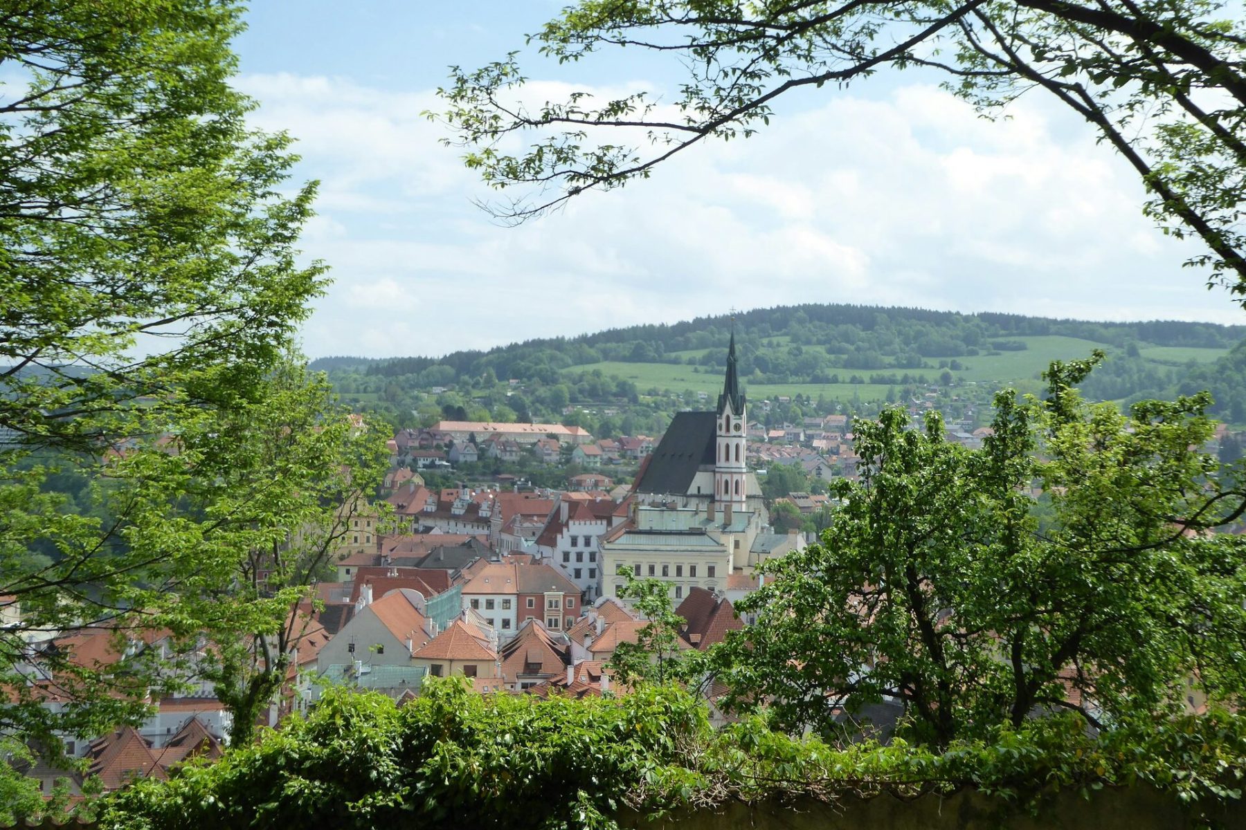 cesky-krumlov-church