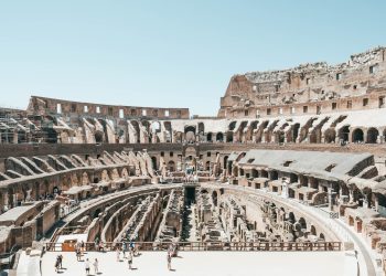 colosseum-inside colosseum-inside