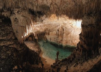 drach-caves