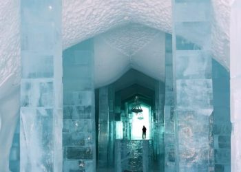 ice-hotel-stock