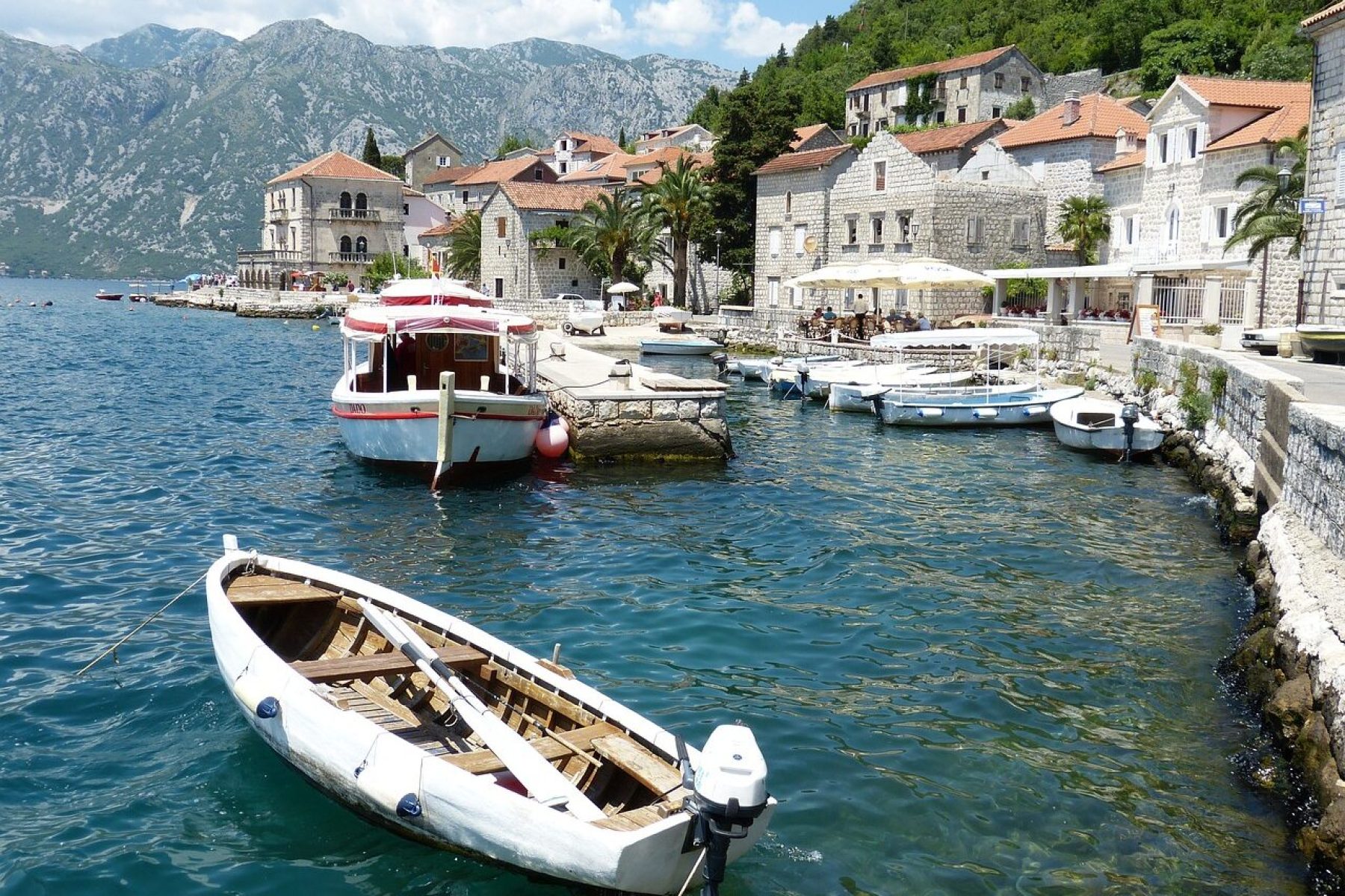 kotor-boat