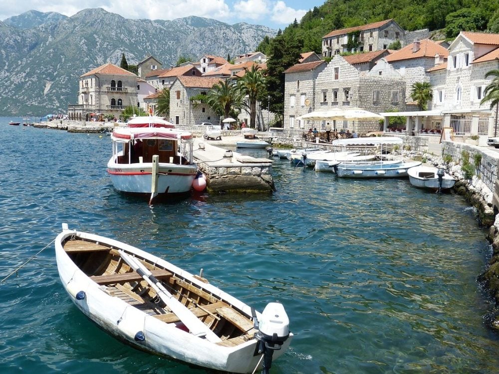 kotor-boat