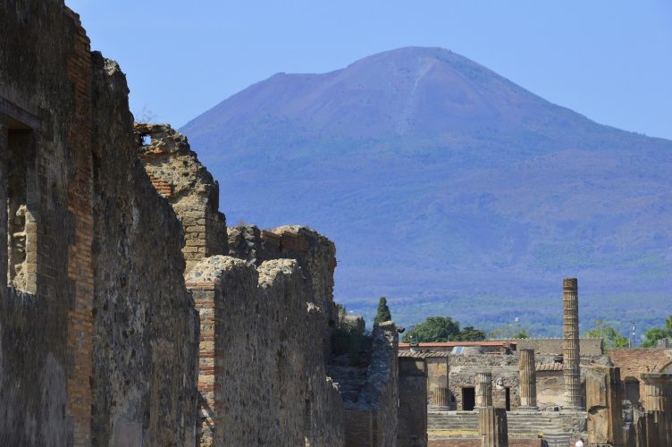 mount-vesuvius