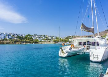 paros-boat