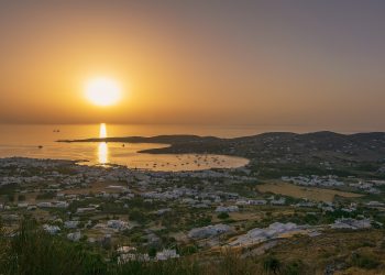 paros-hiking