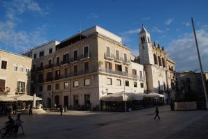 piazza-mercantile-bari