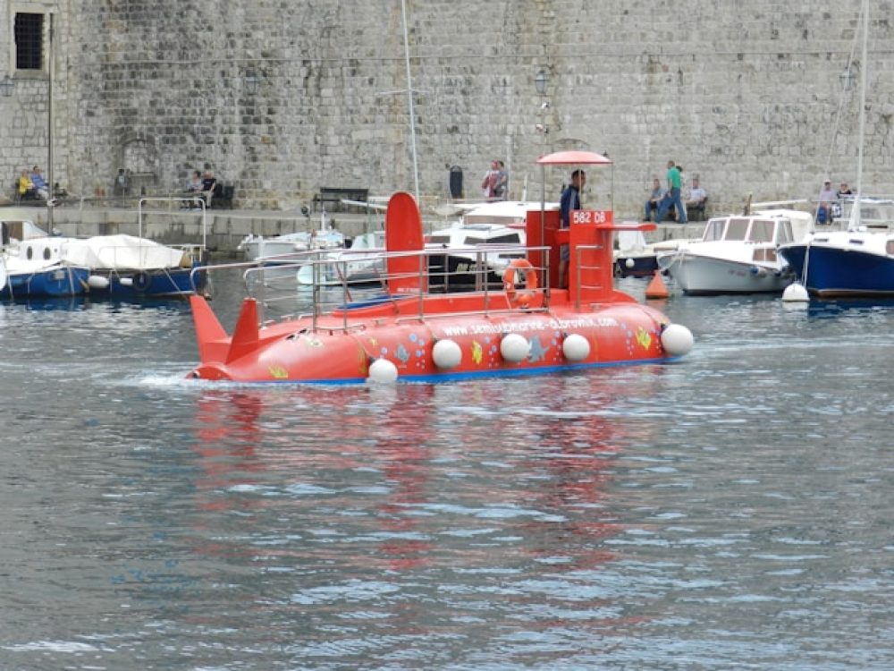 semi-submarine