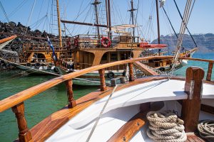 santorini-boat
