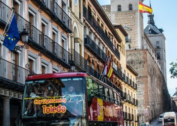 sightseeing-bus