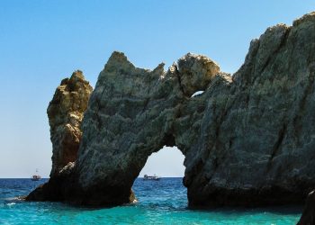 skiathos-sea-caves