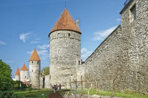 tallinn-city-walls