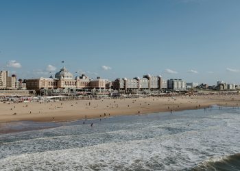 the-hague-beach