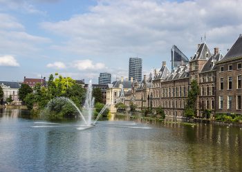 the-hague-canal