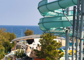 theme-park-example