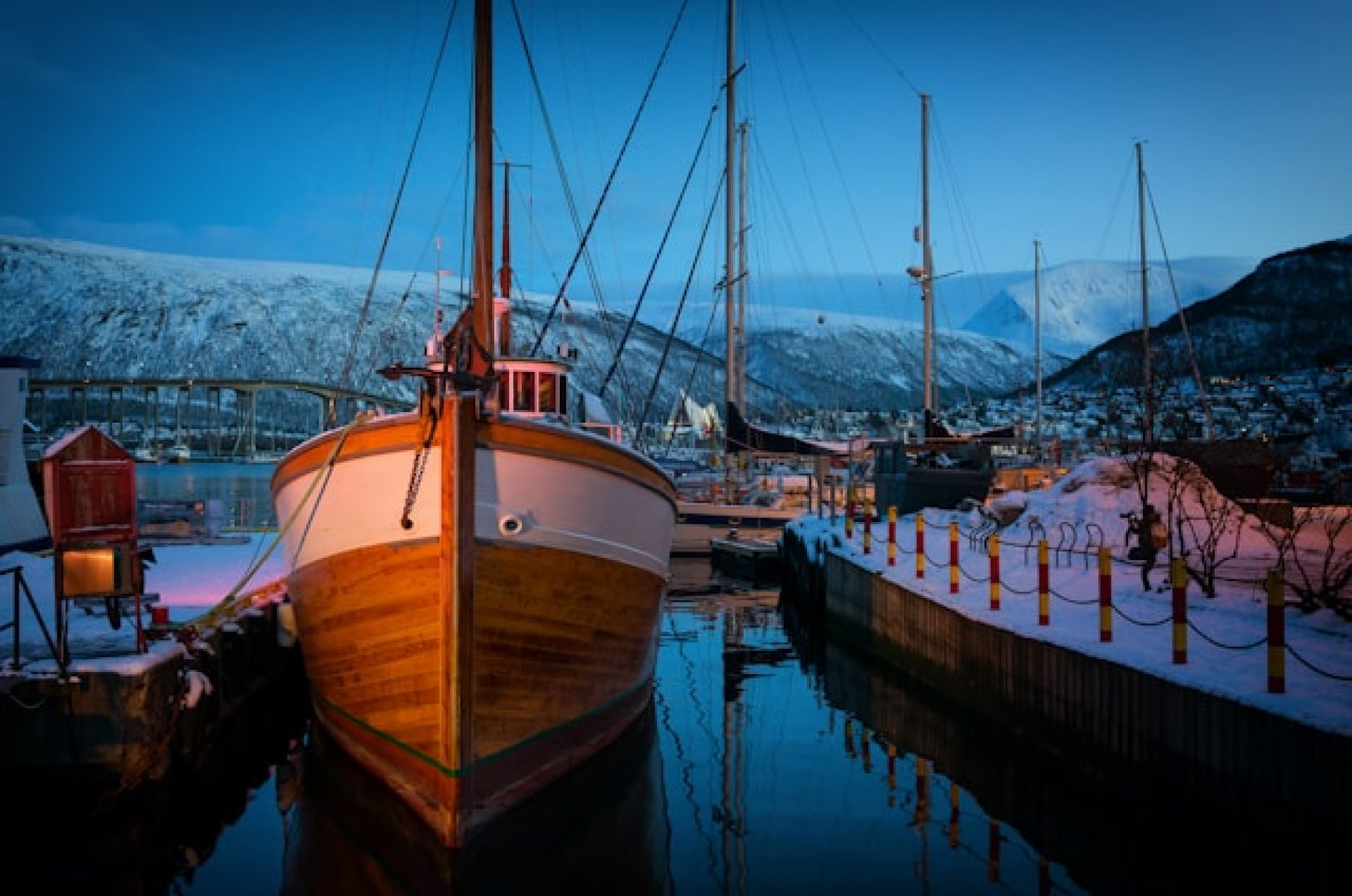 tromso-boat