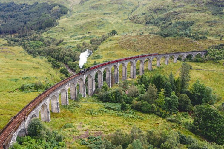 viaduct-train