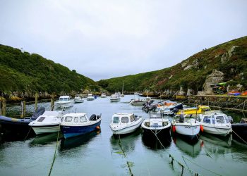 wales-coast-boat